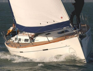  Renta de barco de aventura 